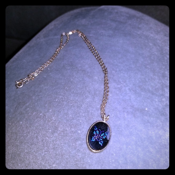 avon butterfly necklace